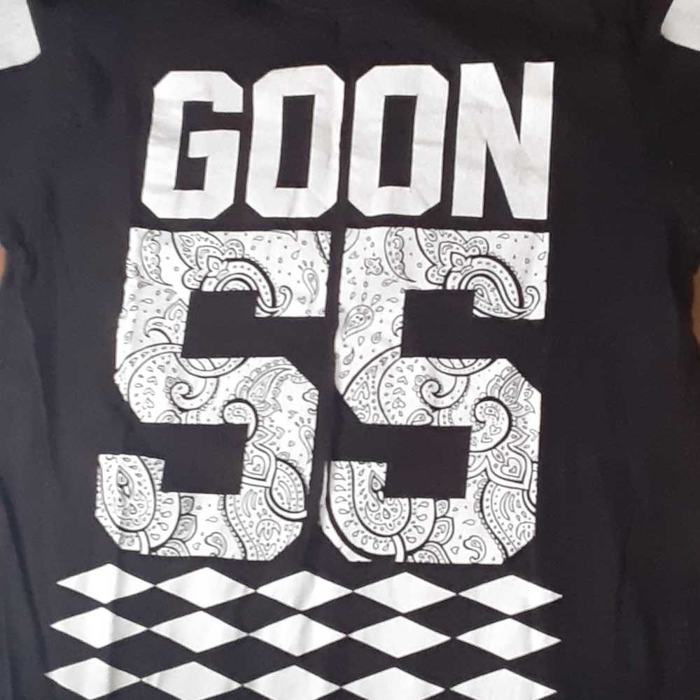 Black tee goon 55 on the front